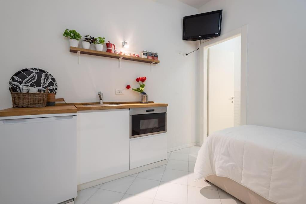 Belledonne Apartment-Hosted By Sweetstay ฟลอเรนซ์ ภายนอก รูปภาพ
